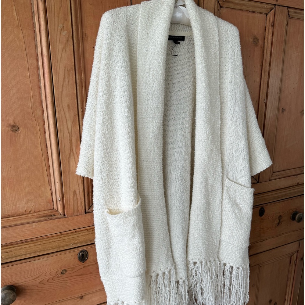 BANANA REPUBLIC WHITE FRINGE CARDIGAN NWOT MEDIUM